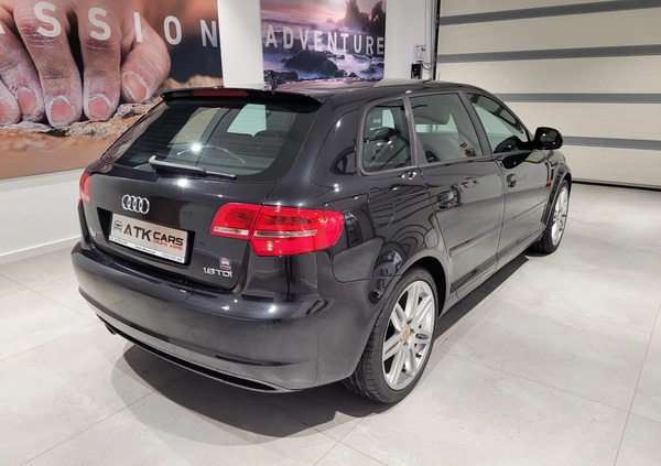 Audi A3 cena 39900 przebieg: 220000, rok produkcji 2010 z Garwolin małe 121